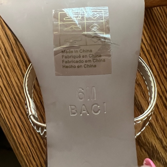 David’s Bridal Rose Gold heels - Picture 4 of 5